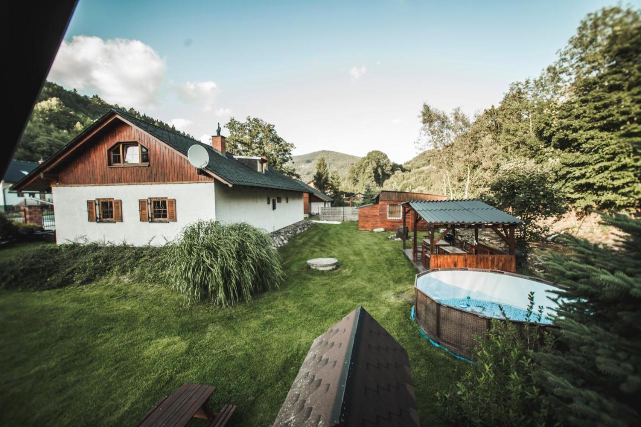Chata Kouty Loučná nad Desnou Exteriör bild
